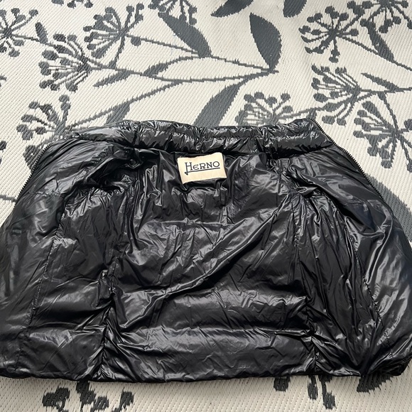 Herno Gloss black puffer jacket 40 size S - Picture 5 of 10